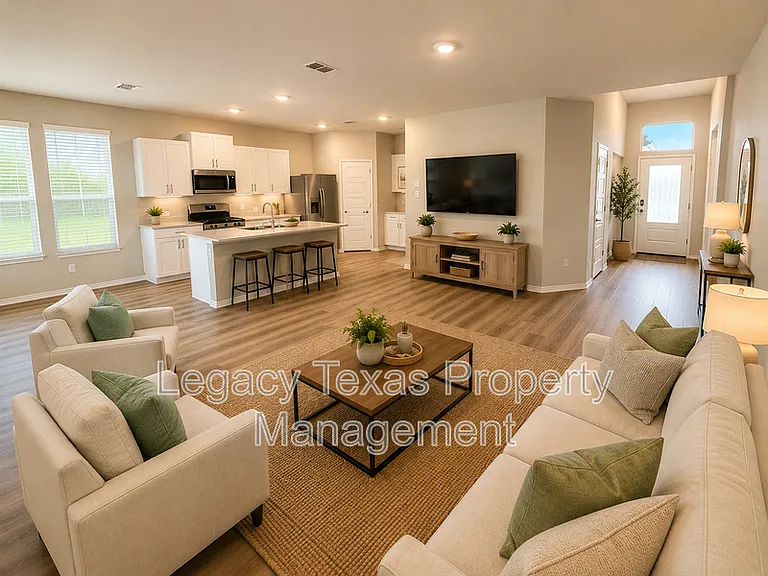 1911 Cherokee Ln — Photo 5