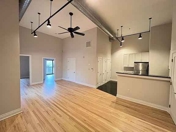 4th image of 338 Grove St APT 2D