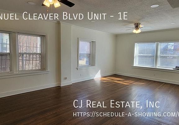 5th image of 216 Emanuel Cleaver Blvd Unit 1E
