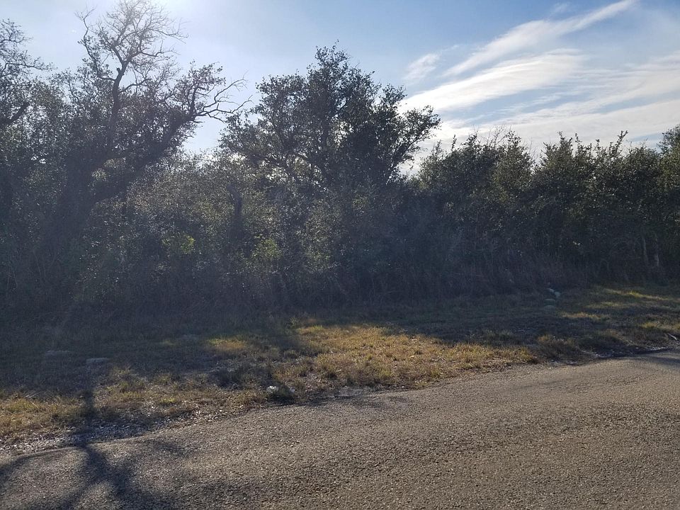 2nd image of 1002 Airport Rd