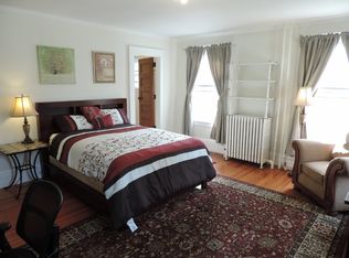 31 S Highland St, West Hartford, CT 06119