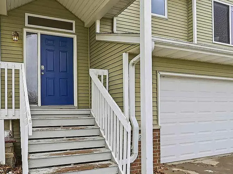 295 Hickory Ct — Photo 25