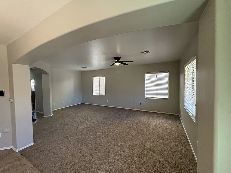 475 W Corte Calzaita — Photo 4