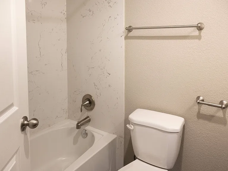 Sierra Oaks — Photo 62