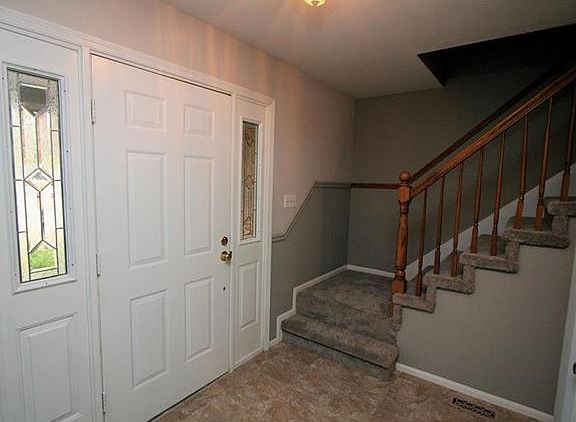 3rd image of 230 Aspen Village Dr