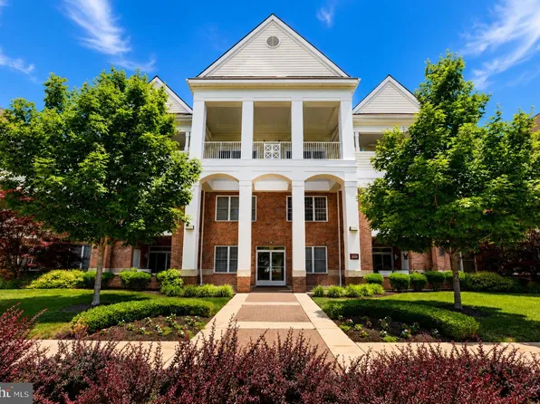 5213 Meridian Blvd, Warrington, PA 18976