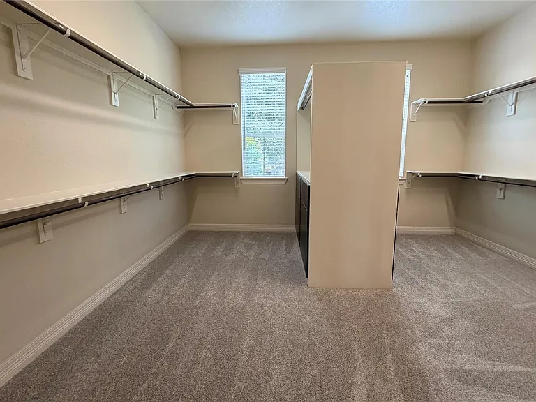 5423 Lachlan Springs Ln — Photo 21
