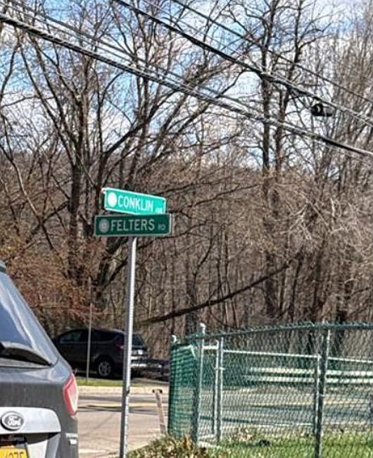 2nd image of 64 Felters Rd