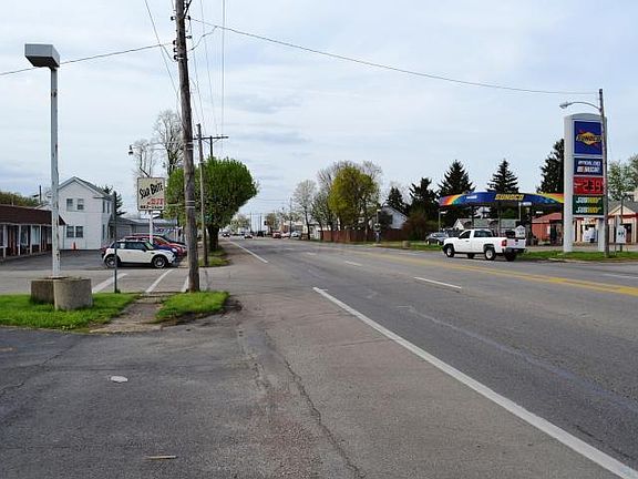 4th image of 820 State Route 316 E