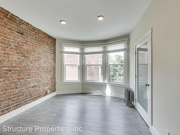 2nd image of 525 Hyde St APT 12