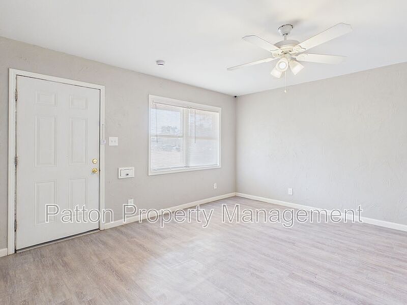 1st image of 3010 Westhaven Dr #A