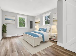 218 Lake Sherburne Rd, Waterboro, ME 04087