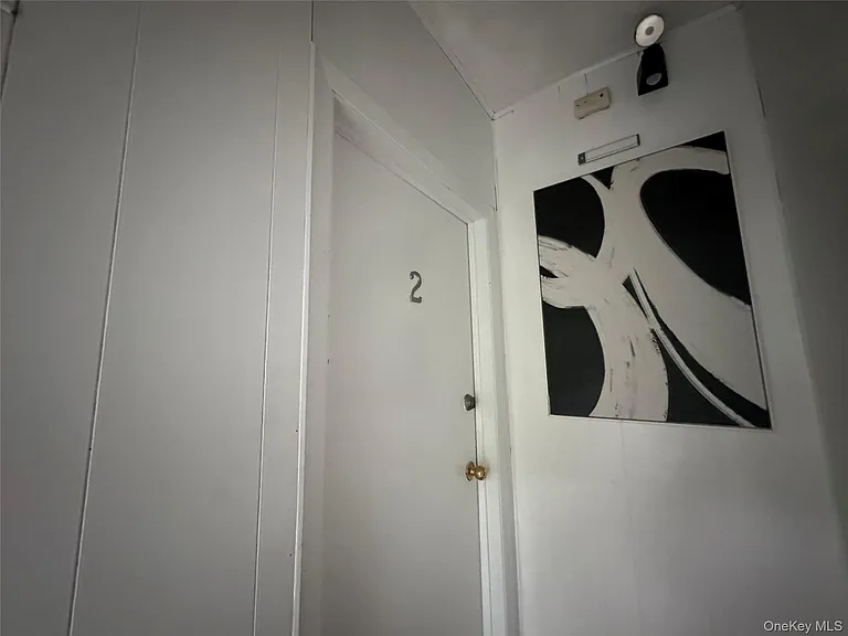 437 Warburton Ave #2 — Photo 2