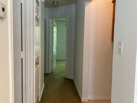 4th image of 1010 Pearson Ave #1010