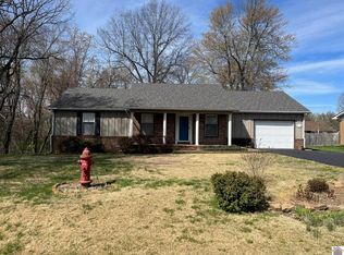 345 Brookhill Ln, Paducah, KY 42001