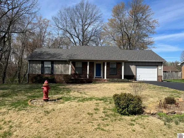 345 Brookhill Ln, Paducah, KY 42001