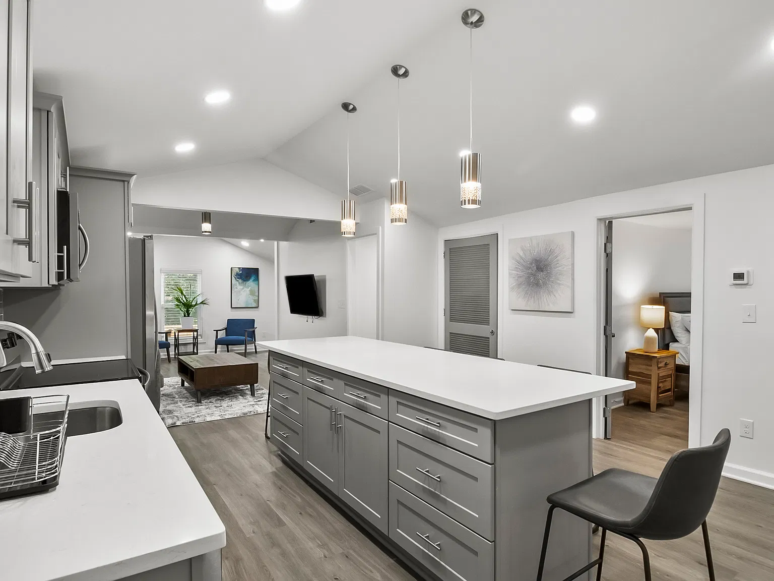 4 bed, 1360 sqft, $2,496 — Photo 1
