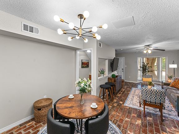5th image of 839 E Boyd Dr APT D