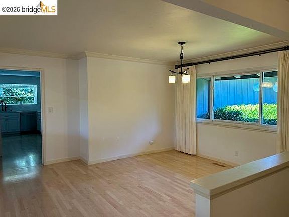 5th image of 5849 Mitchell Canyon Ct