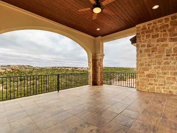 Balcony for Entertaining