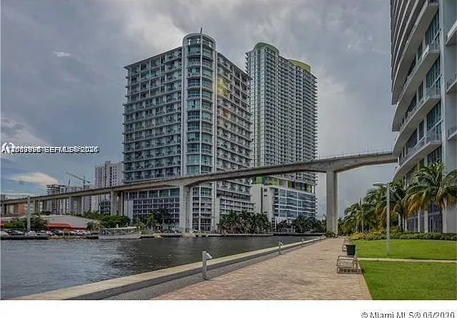 350 S Miami Ave #1603 — Photo 15