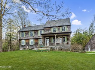 3106 Skyline Dr, Schenectady, NY 12306