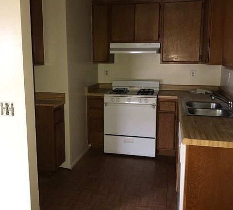 2nd image of 720 N Turner Ave APT 2