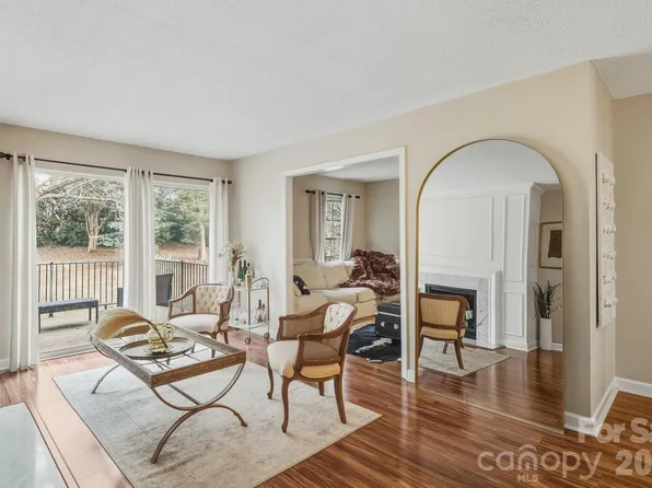 7034 Quail Hill Rd, Charlotte, NC 28210