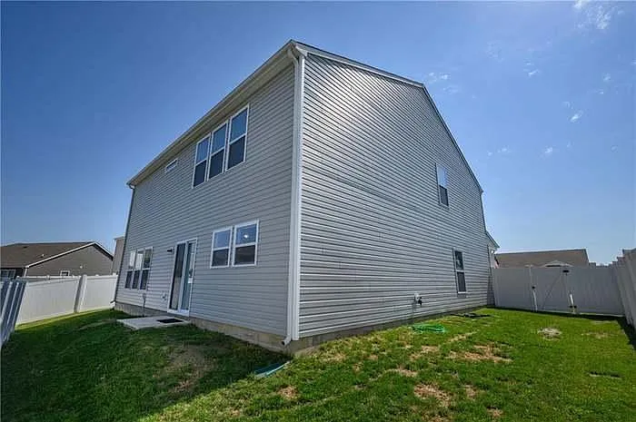 2096 Amur Ct — Photo 31