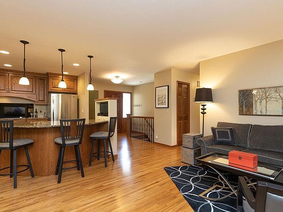3rd image of 11726 Galtier Dr