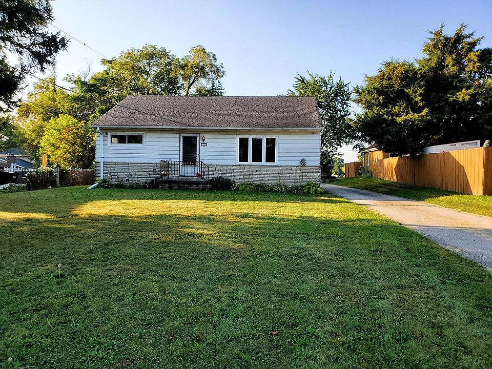 1st image of 1615 College AVENUE