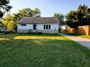 1615 College Ave, South Milwaukee, WI 53172