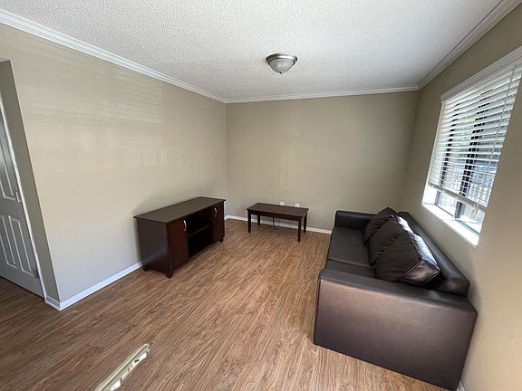 5th image of 1110 E 10th St #1112-1B