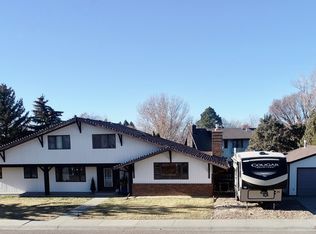 311 Sunset Ave, Glendive, MT 59330
