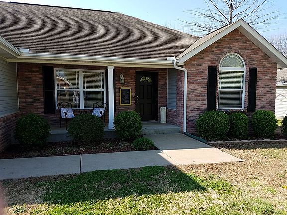 2nd image of 1508 Abraham Dr