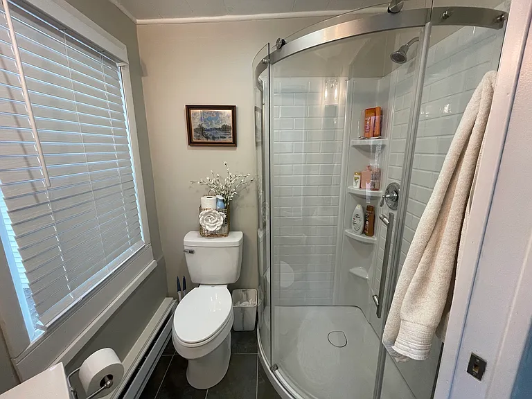 21 McLean St — Photo 7