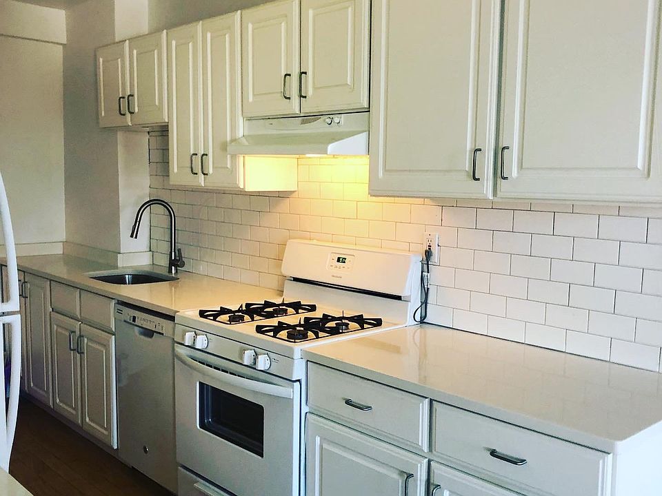 1st image of 46 Davis Ave #4H