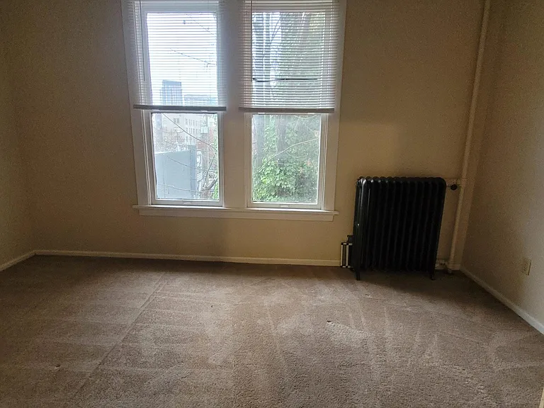 Unit 7 bedroom