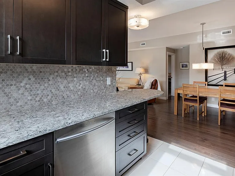 32 Varsity Estates Cir NW #102 — Photo 15