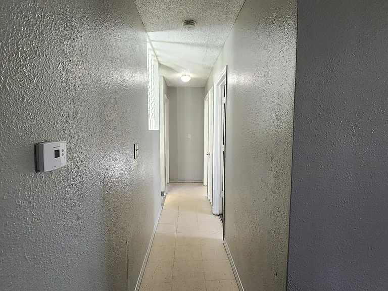 1363 Mobile St #1363 — Photo 8