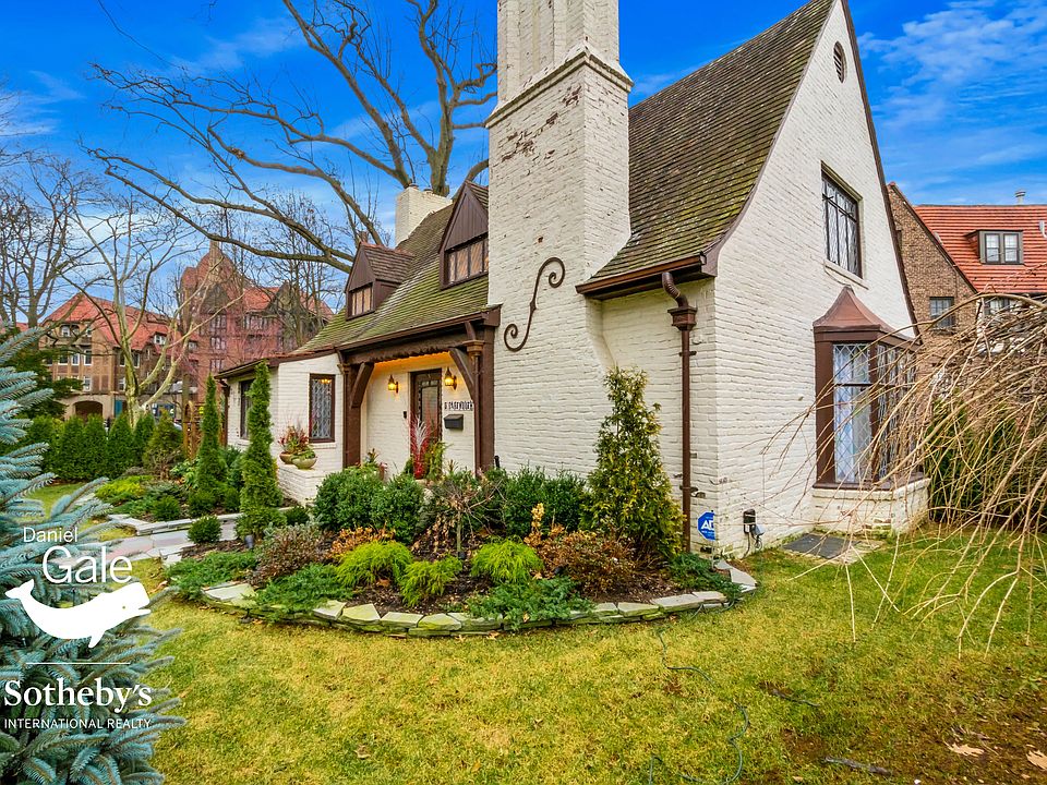 5 Dartmouth St, Forest Hills Gardens, NY 11375 Zillow