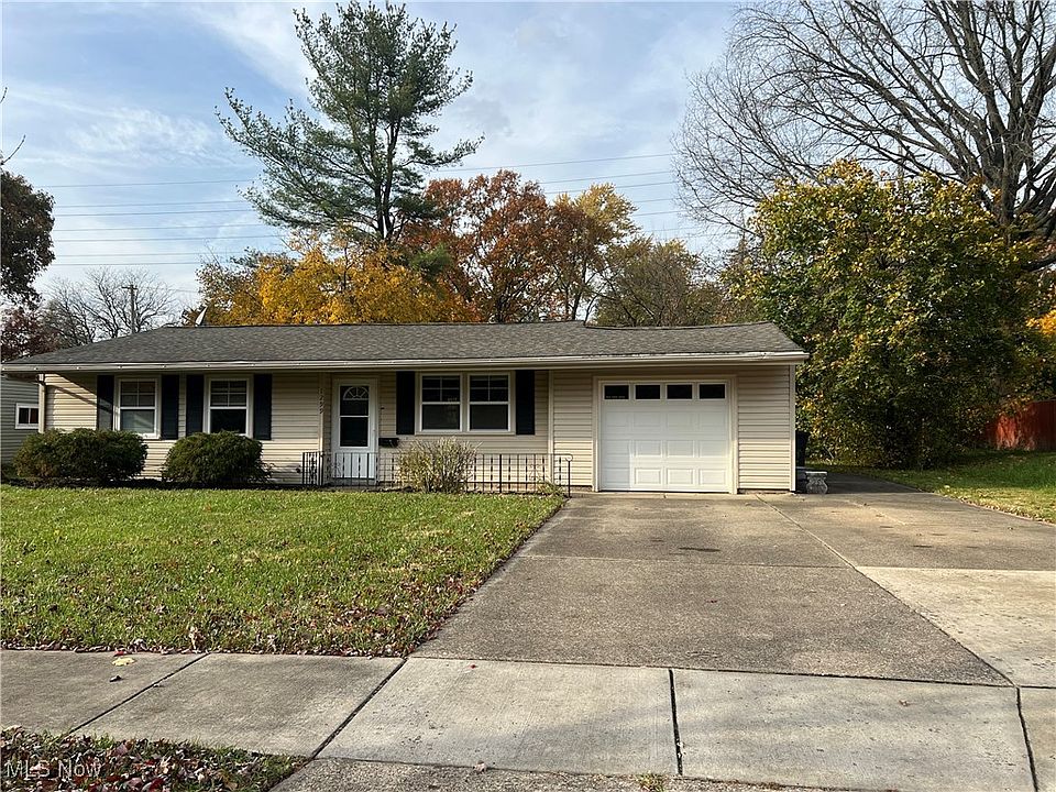 1st image of 1299 Dewitt Dr