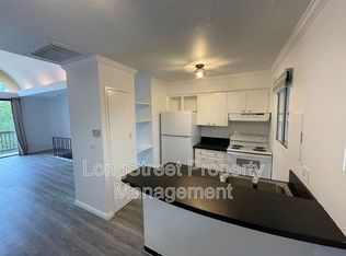 851 SW Broadway Dr APT 52, Portland, OR