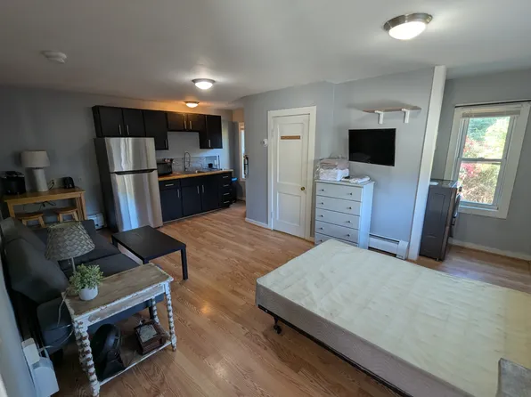 275 Route 4a W #2, Castleton, VT 05735