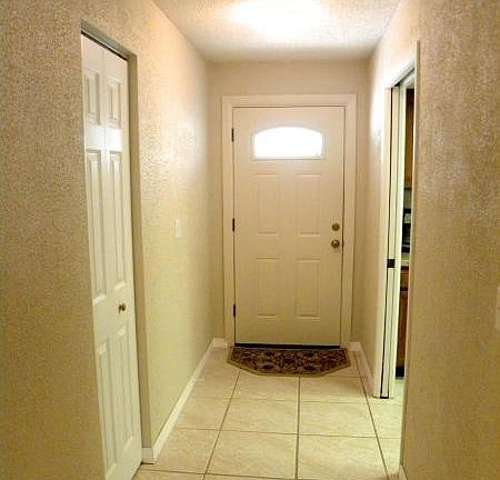 3rd image of 1937 S Ontario Cir