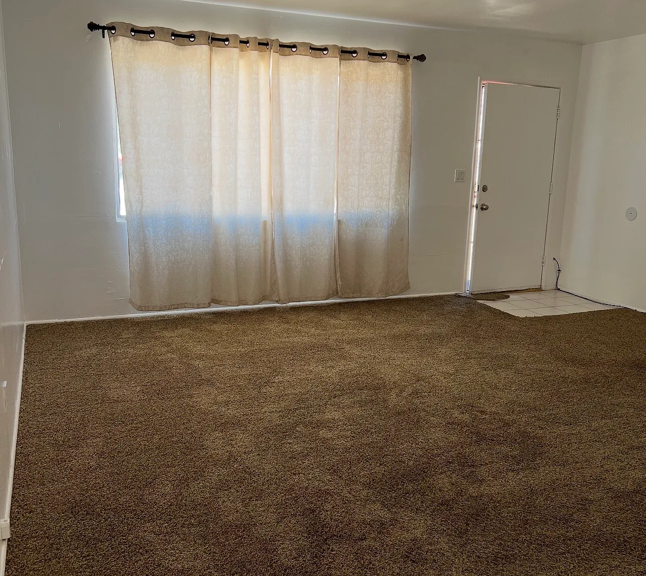 2600 Fulop St — Photo 3