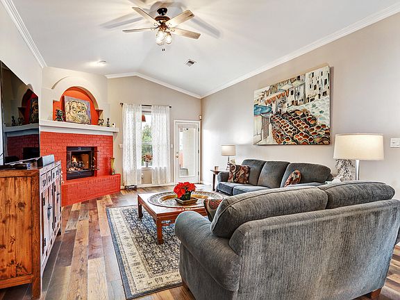 4th image of 10905 Broeas Dr NW