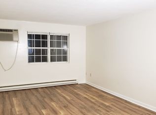 134 College Hwy, Southampton, MA 01073