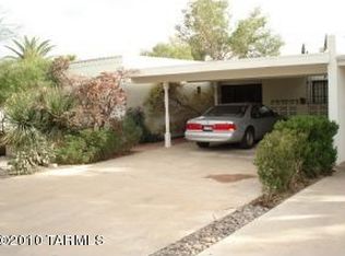 930 E Foothills Dr, Tucson, AZ 85718