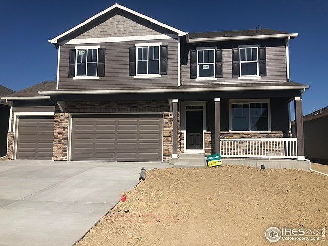 1st image of 155 Hidden Lake Dr